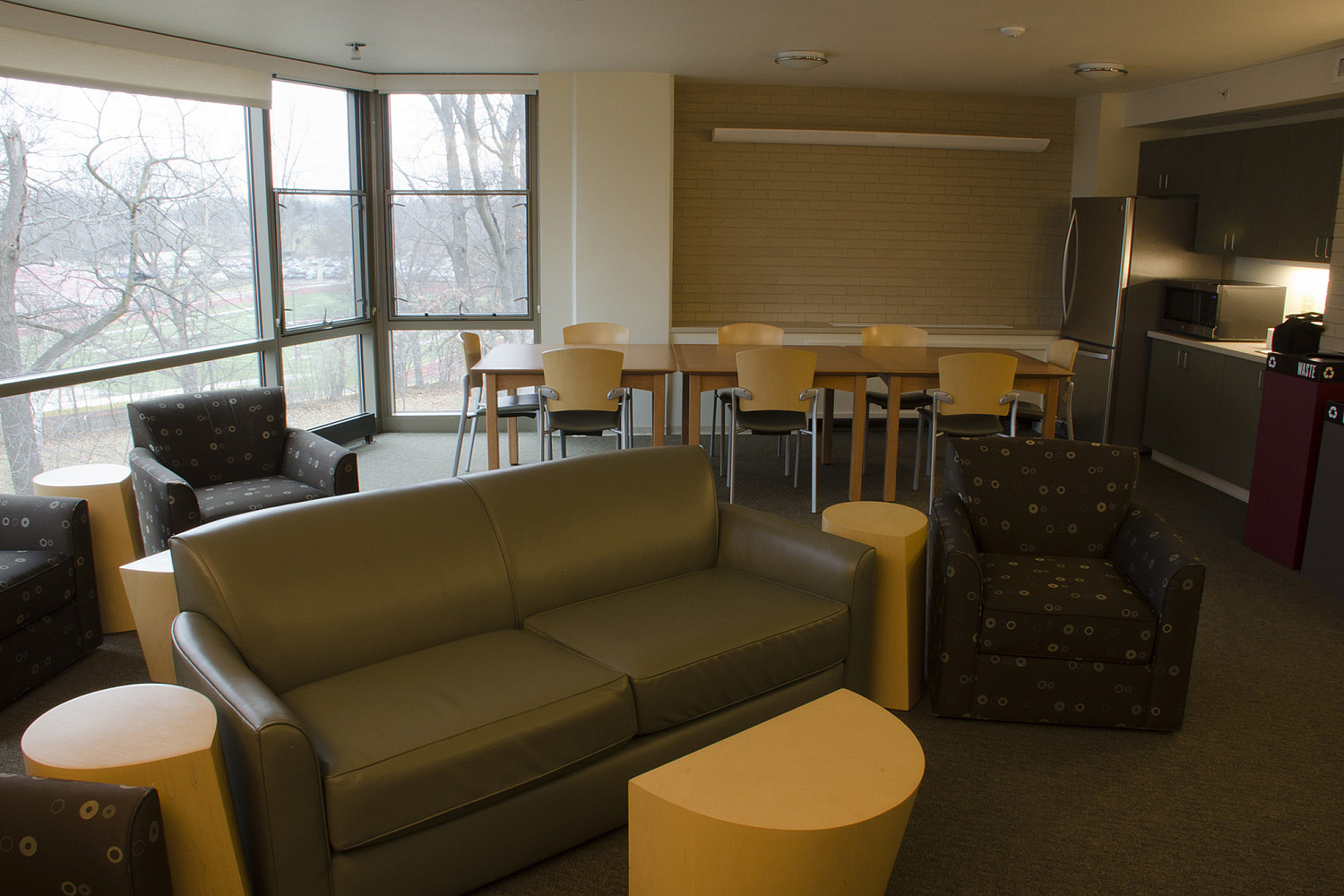 The Oaks offer communal lounge spaces located on most floors and dedicated study spaces in the basements.