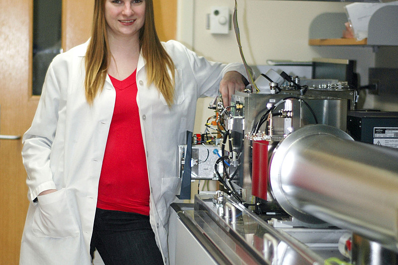 Erin Gemperline '11 was awarded a National Science Foundation Graduate Research Fellowship to pursue a Ph.D. in analytical chemistry at t...