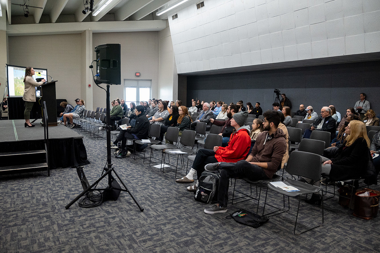 Rooms A and B combined will accommodate 575 people theatre-style.